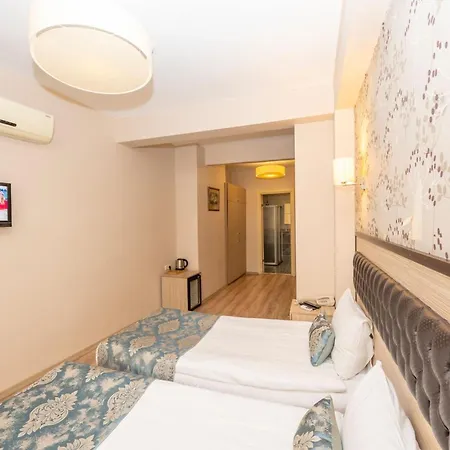 Hotel Tugra 3*