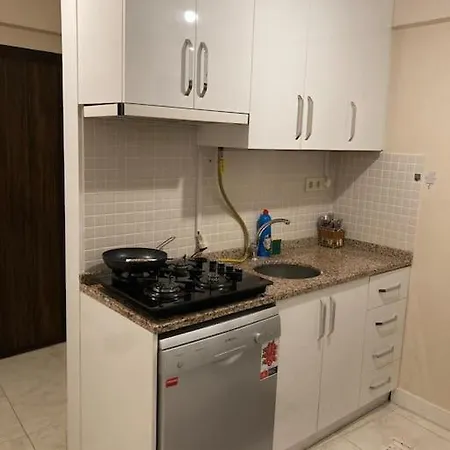 The Heart Of Kadikoy Apartment