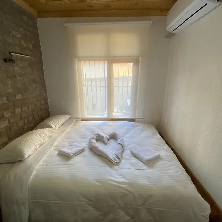 Apartment Balat Historical Luxury House *
