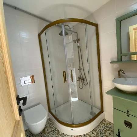 Apartment Balat Historical Luxury House