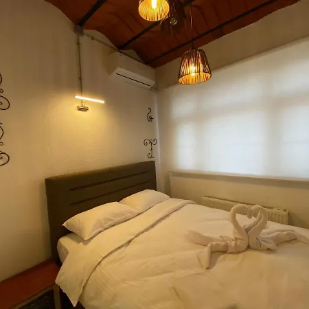 Balat Historical Luxury House *