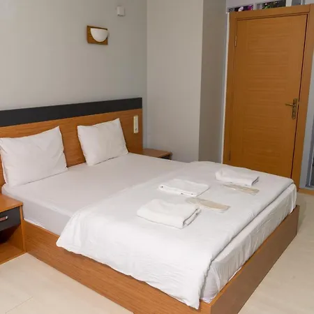 Heraldic Aparthotel