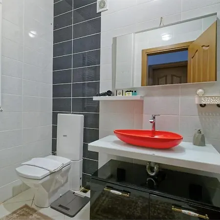 Apartment Gumussuyu By Azad Homes