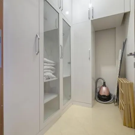 Apartment Gumussuyu By Azad Homes