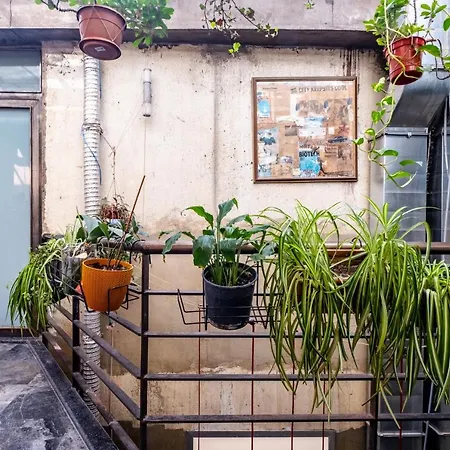 Comfortable Flat With Great Location In Beyoglu