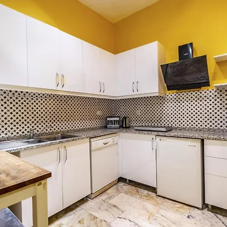 شقة Comfortable Flat With Great Location In Beyoglu *