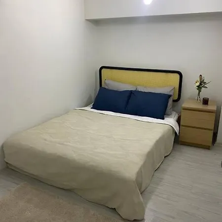 Renovated 2br Near Metro Istanbul