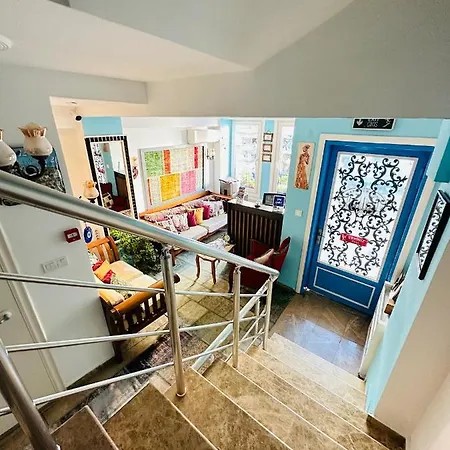La Petite Maison Ξενοδοχείο 2*