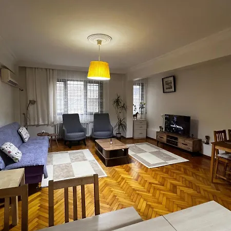 Cozy In Kadikoy Apartment *