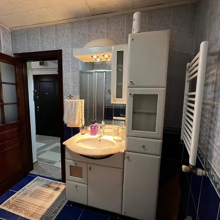 Cozy In Kadikoy Apartment *