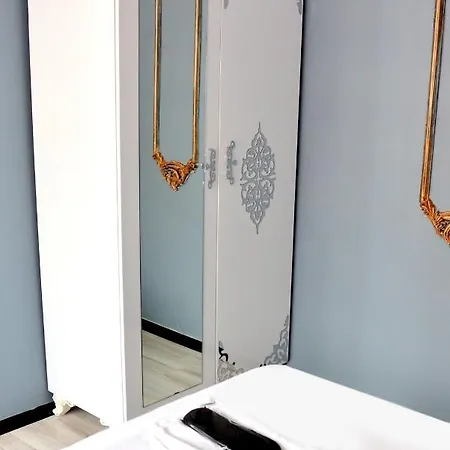 Ξενοδοχείο με διαμερίσματα Palmiye Suit 2*