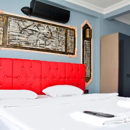 Ξενοδοχείο με διαμερίσματα Palmiye Suit 2*