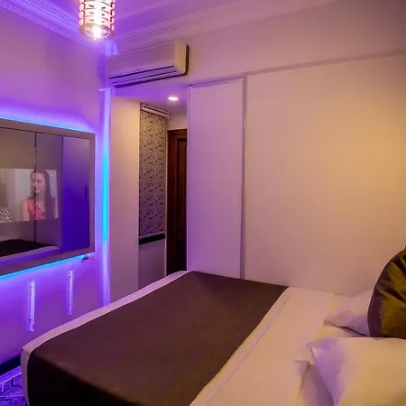Hotel Pera Capitol 3*