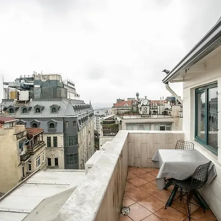 Pera Capitol Hotel 3*