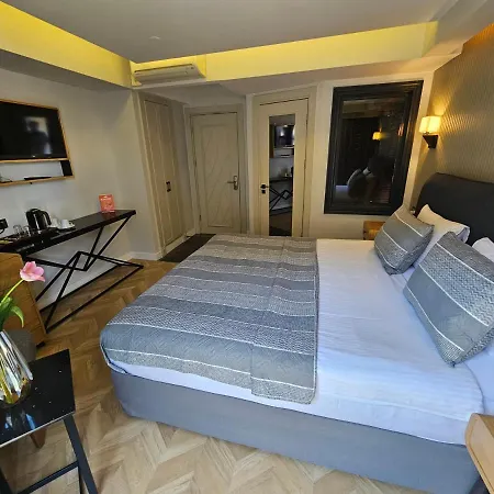 Hotel Anthemis