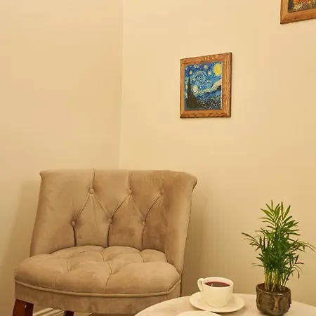 Actuel Lıfe Oda ve Kahvaltı 4*