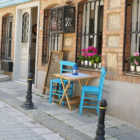 Tilas - In 19th Century Wooden Townhouse,kadikoy Hotel Istanbul