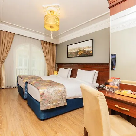 Hotel The Magnaura Palace 4*