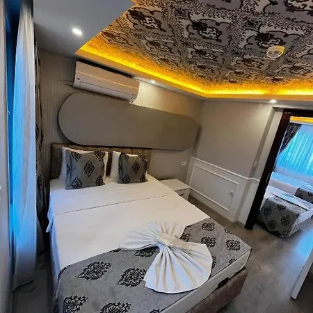 Apartament Enes & Suites *