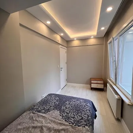 Apartment Muhtesem Konumda Somineli Lux Daire