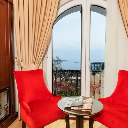 Hotel The Magnaura Palace 4*