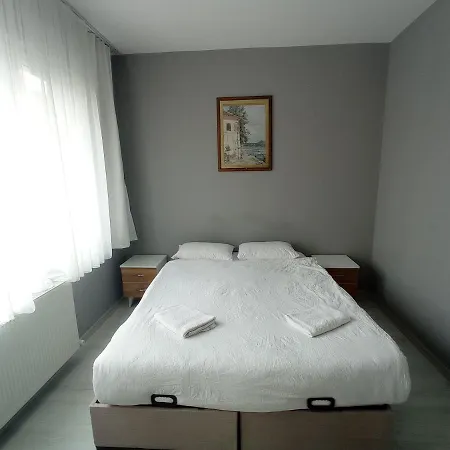 Apartment Sweet In Historical Area 3b