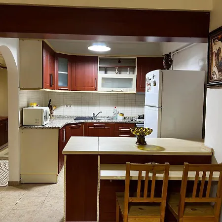 Cozy In Kadikoy Apartment *