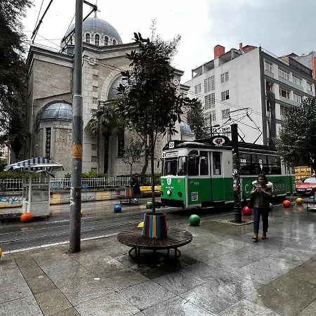 Cozy In Kadikoy Apartment