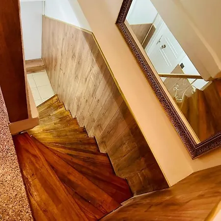 Aparthotel Elegance Aparts Cihangir *