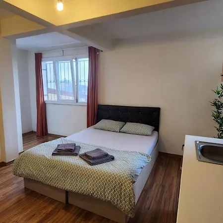 Taila Apartment *