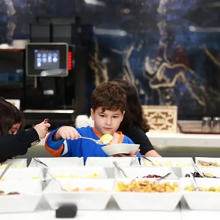 فندق نوفا بلازا كريستال 4*