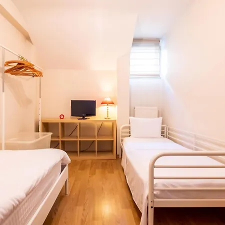 Cozy Flat With Location In Uskudar *