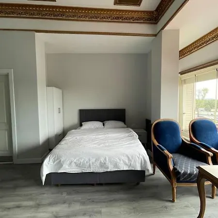 Apartment Yali *