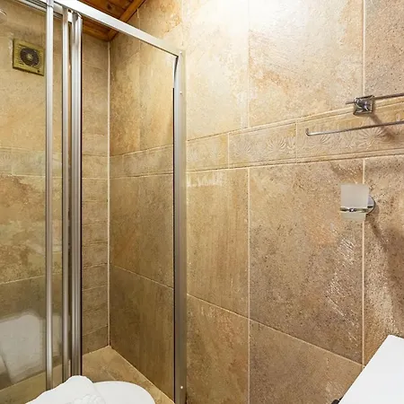 Lovely Flat Near Trendy Attractions In Balat Fatih Apartment Istanbul