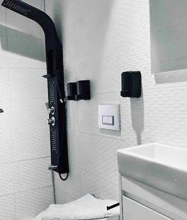 Apartment New 4bedroom 3bathroom Elevator Fatih/balcony Ac Istanbul