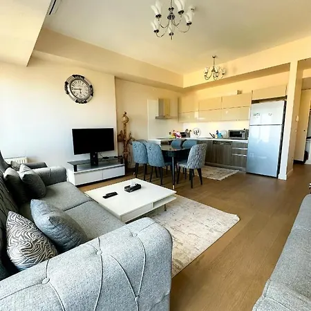 Venezia Mega Shopping Mall,istanbul,luxury Apartment *