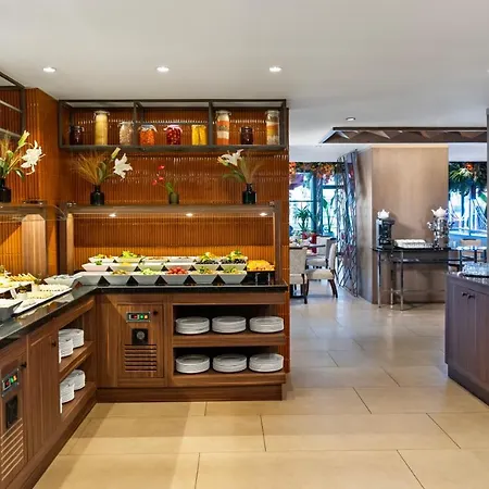 Otel Ramada By Wyndham Asia