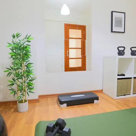 Spacious And Flat In Sisli *