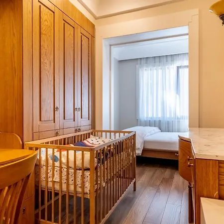 Apartment Modern Flat, 3br, 1ba