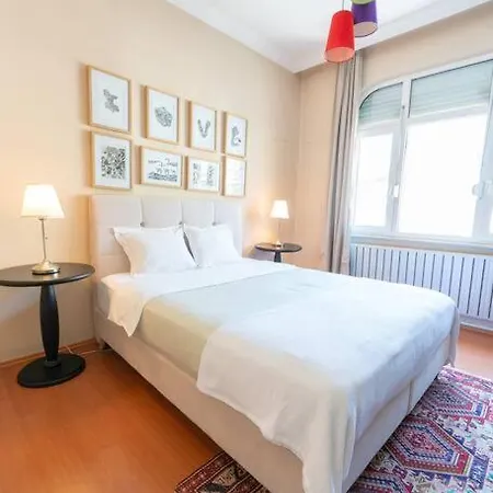 Unique Flat By The Bosphorus In Bebek Apartment *