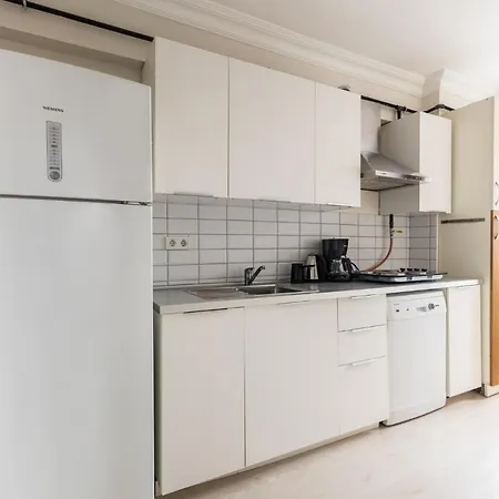 Daire Chic Sea View Flat On Bagdat Avenue In Bostanci