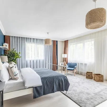 Daire Chic Sea View Flat On Bagdat Avenue In Bostanci İstanbul
