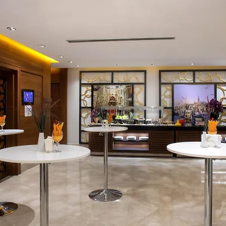 Hotell Mercure Bomonti 5*