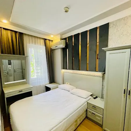 Hotel Grand Hurriyet *