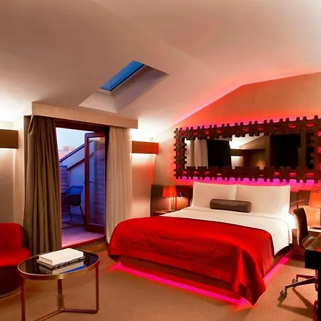 Hotel W (adults Only)