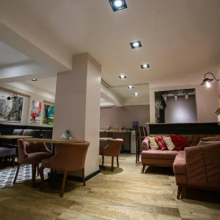 Comfort Taksim Hotel 3*