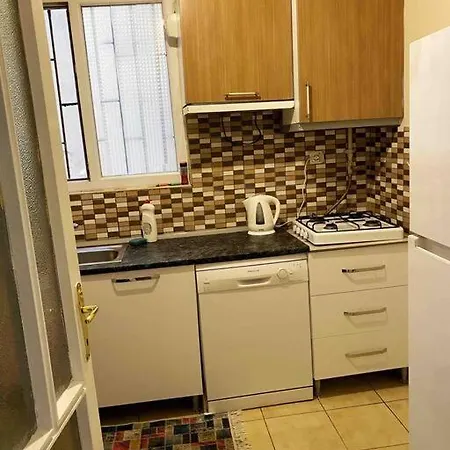 3+1 Sisli Square Central House *