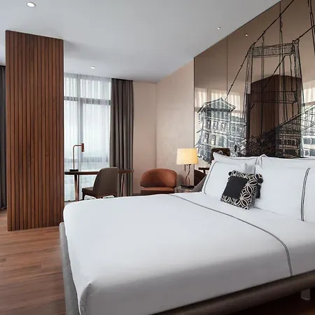 Lionel 5* Istanbul