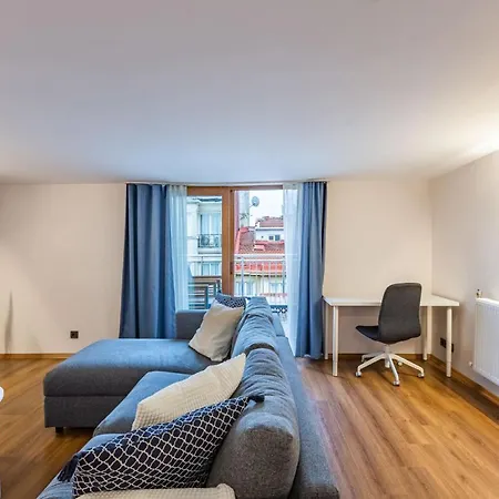 Flat With Lovely Terrace Near Osmanbey Metro Station In Ferikoy, Sisli * Istanbul