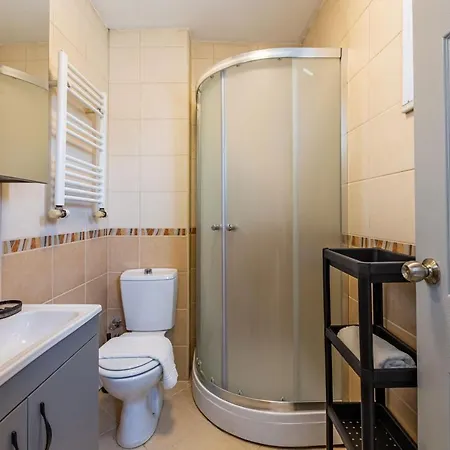 Apartment Central And Modern Flat With City View In Sisli Istanbul